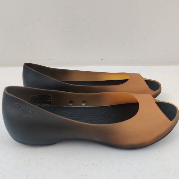 CROCS Women's Carlie Flat Size 6 Orange & Black Rubber Open Toe Slip On Shoe - Picture 5 of 8